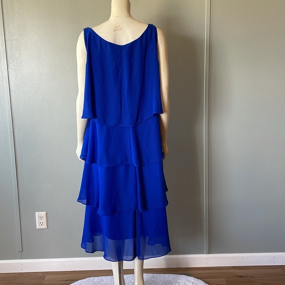 Signature Tessa, over layer, dress. Size 20W - Picture 5 of 10